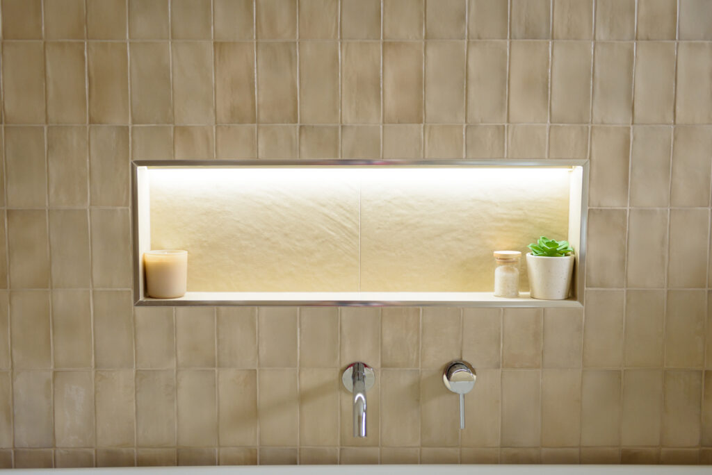 Close up of the bathtub niche with LED lighting